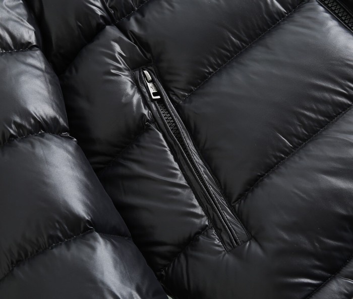 Moncler Design Mens Womens Winter Windprood Down Jackets Keep Warm 90% White Duck Down