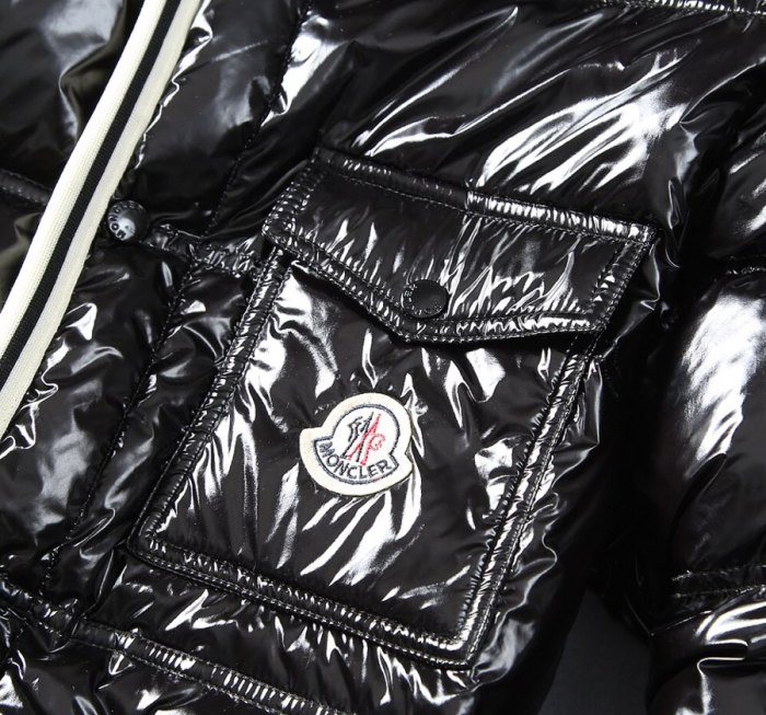 Moncler Design Mens Womens Winter Windprood Down Jackets Keep Warm 90% White Duck Down