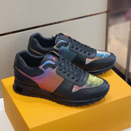 Louis Vuitton Men Shoes Sports RUN AWAY SNEAKER Running Design Luxury Brand with Original Box Alligator leather and calf leather White