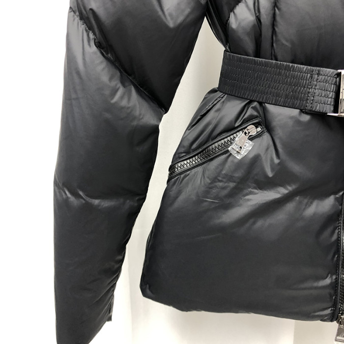 Moncler Design Womens Winter Windprood Down Jackets Keep Warm 90% White Duck Down Slim Design