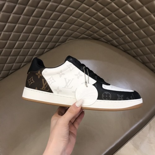 Louis Vuitton Men Shoes Fashion Sneakers RIVOLI SNEAKER Luxury Brand Casual Shoes with Original Box 1A8XJX