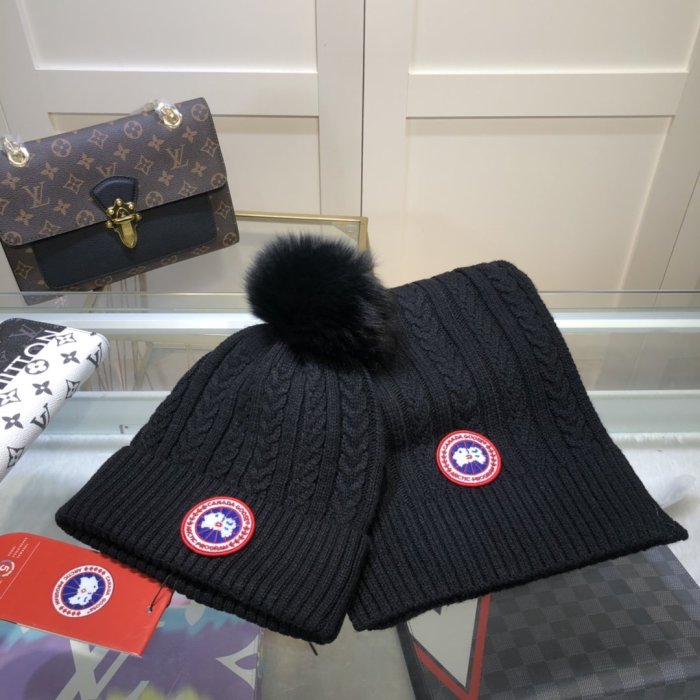 Canada Goose Scarves Men Womens Fashion Scarf and Hats Set with Original Box