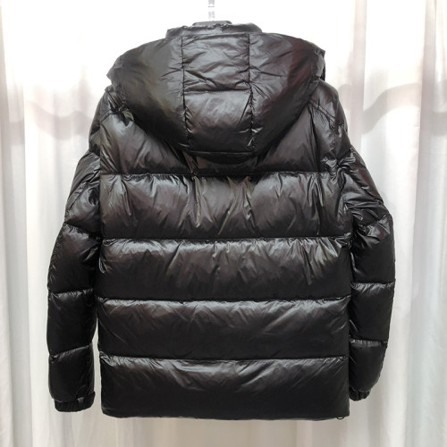 Moncler Design Mens Womens Winter Windprood Down Jackets Keep Warm 90% White Duck Down