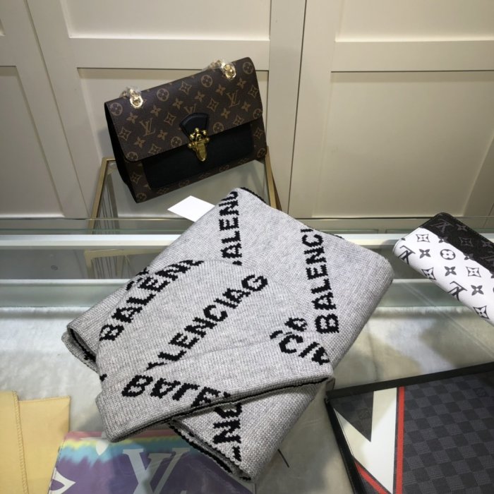 Balenciaga Scarves Men Womens Fashion Scarf and Hats Set with Original Box