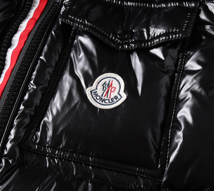Moncler Design Mens Womens Winter Windprood Down Jackets Keep Warm 90% White Duck Down
