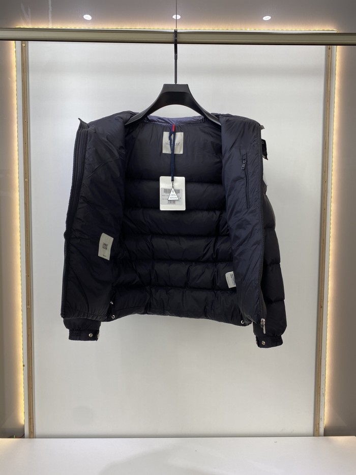 Moncler Design Mens Womens Winter Windprood Down Jackets Keep Warm 90% White Duck Down
