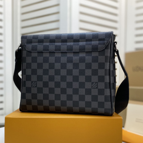 Louis Vuitton Mens Bags Messenger Bag Luxury Brand DISTRICT PM Damier Ebene canvas Shoulder Bags for Men with Original Box N41031
