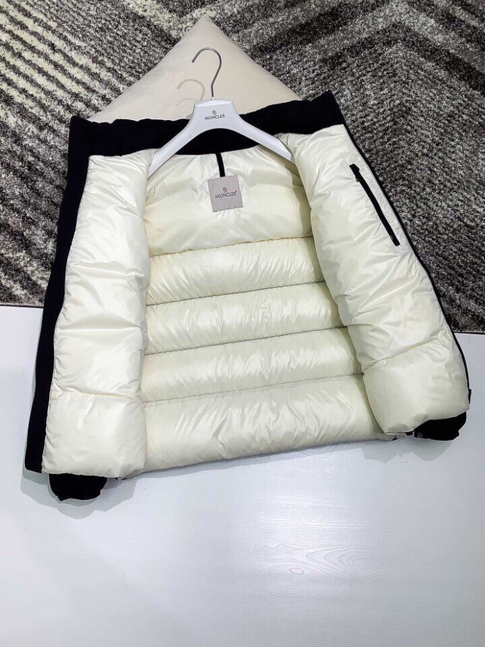 Moncler Design Mens Womens Winter Windprood Down Jackets Keep Warm 90% White Duck Down
