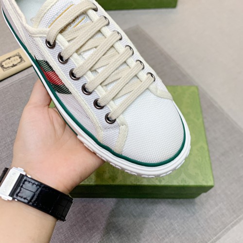 Gucci Mens Shoes Sneakers Luxury Brand Men's Gucci Tennis 1977 sneaker ‎663257 2UX10 9070 with Original Box