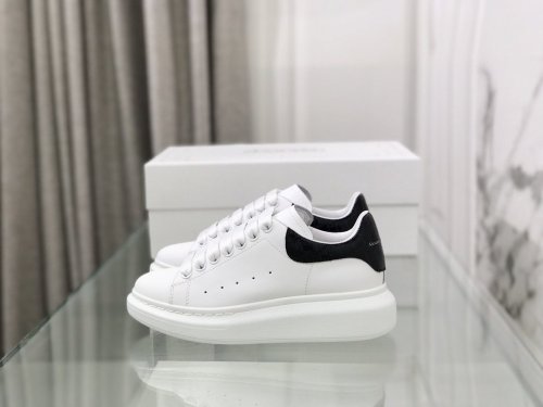 Alexander McQueen Women Shoes Sneakers Fashion Design Luxury Brand with Original Box