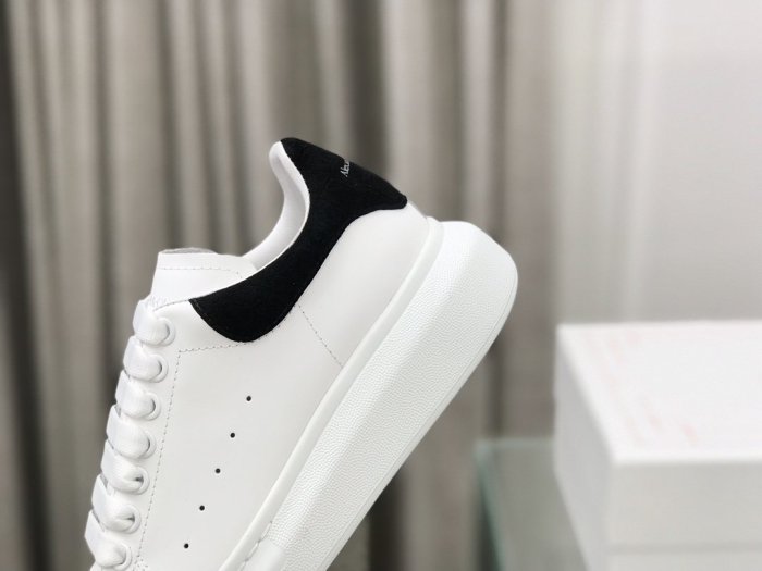Alexander McQueen Women Shoes Sneakers Fashion Design Luxury Brand with Original Box