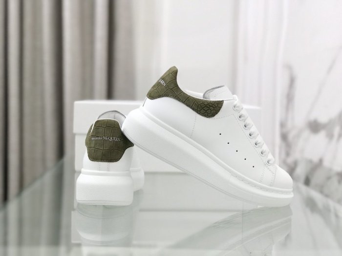 Alexander McQueen Women Shoes Sneakers Fashion Design Luxury Brand with Original Box