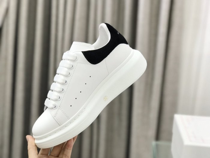 Alexander McQueen Women Shoes Sneakers Fashion Design Luxury Brand with Original Box