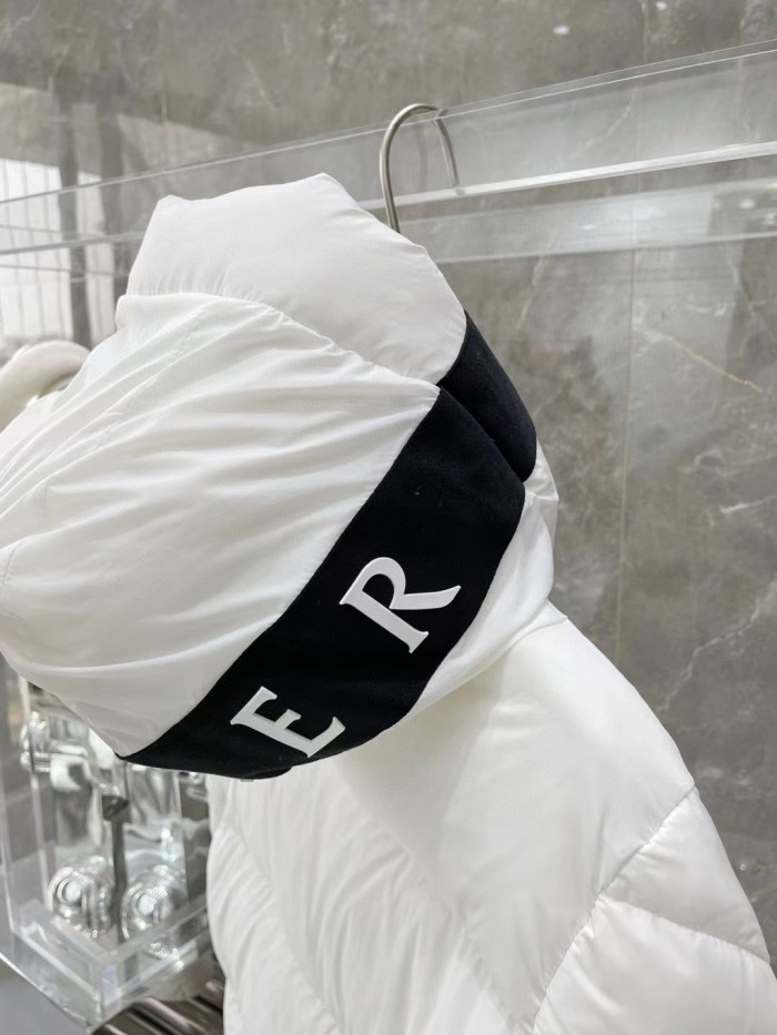 Moncler Design Mens Womens Winter Windprood Down Jackets Keep Warm 90% White Duck Down