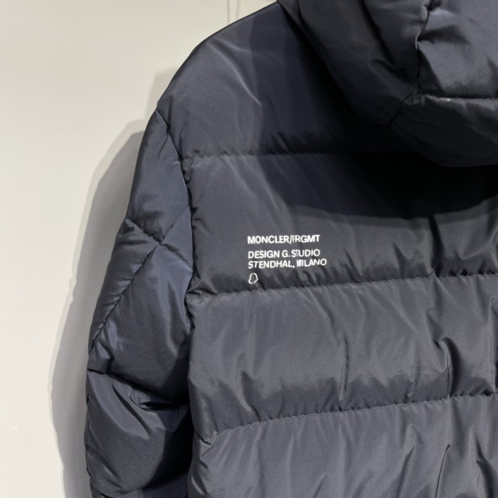 Moncler Design Mens Womens Winter Windprood Down Jackets Keep Warm 90% White Duck Down