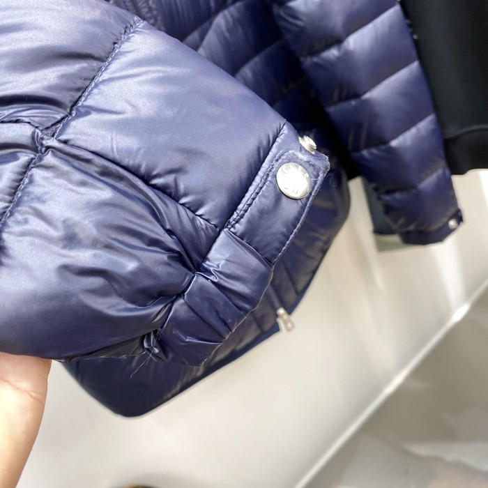 Moncler Design Mens Womens Winter Windprood Down Jackets Keep Warm 90% White Duck Down