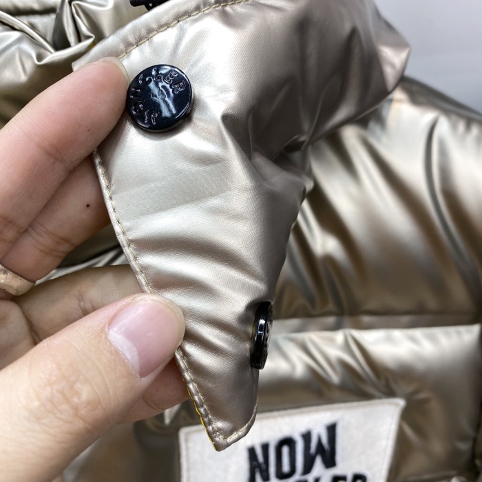 Moncler Design Mens Womens Winter Windprood Down Jackets Keep Warm 90% White Duck Down