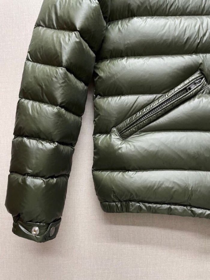 Moncler Design Mens Womens Winter Windprood Down Jackets Keep Warm 90% White Duck Down