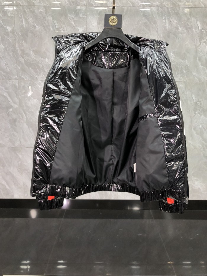 Balenciaga Design Mens Womens Winter Windprood Down Jackets Keep Warm 90% White Duck Down