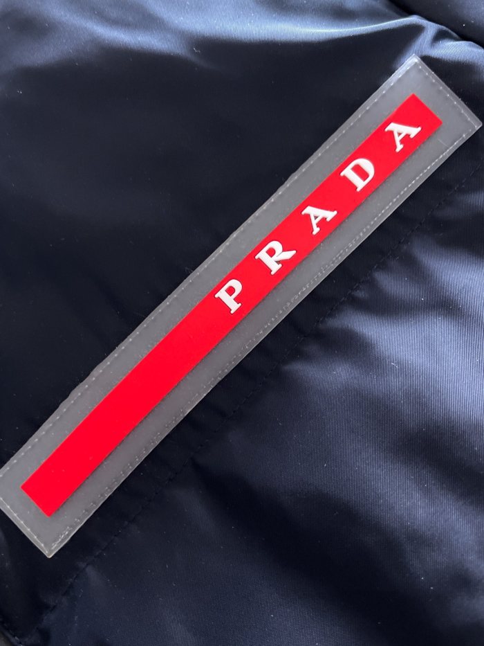 Prada Mens Womens Winter Windprood Down Jackets Keep Warm 90% White Duck Down