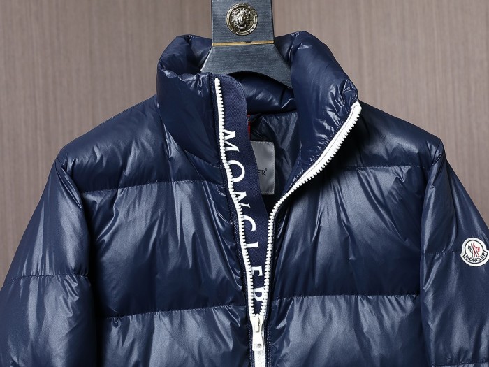Moncler Genius Design Mens Womens Winter Windprood Down Jackets Keep Warm 90% White Duck Down