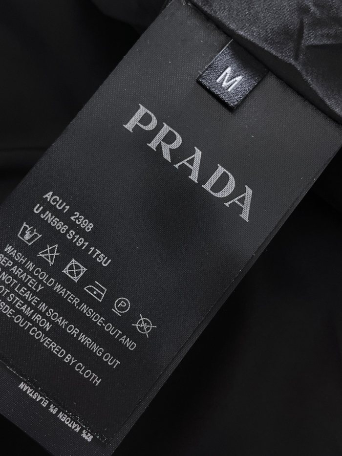 Prada Mens Womens Winter Windprood Down Jackets Keep Warm 90% White Duck Down
