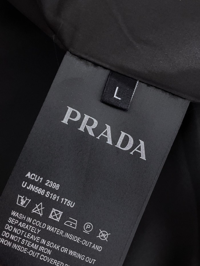 Prada Mens Womens Winter Windprood Down Jackets Keep Warm 90% White Duck Down
