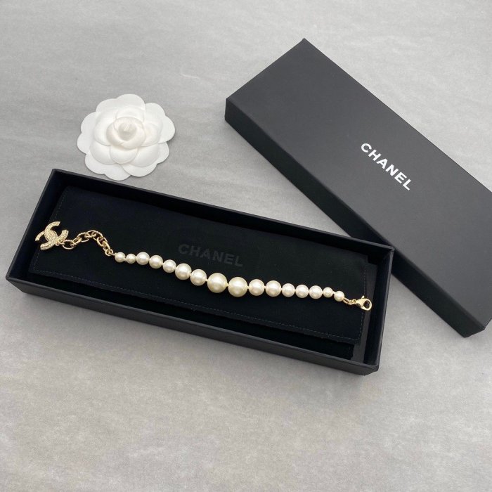 Chanel Luxury Womens Bracelet