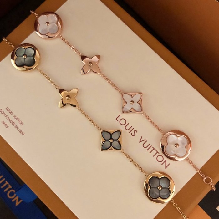 Louis Vuitton Luxury Womens Bracelet
