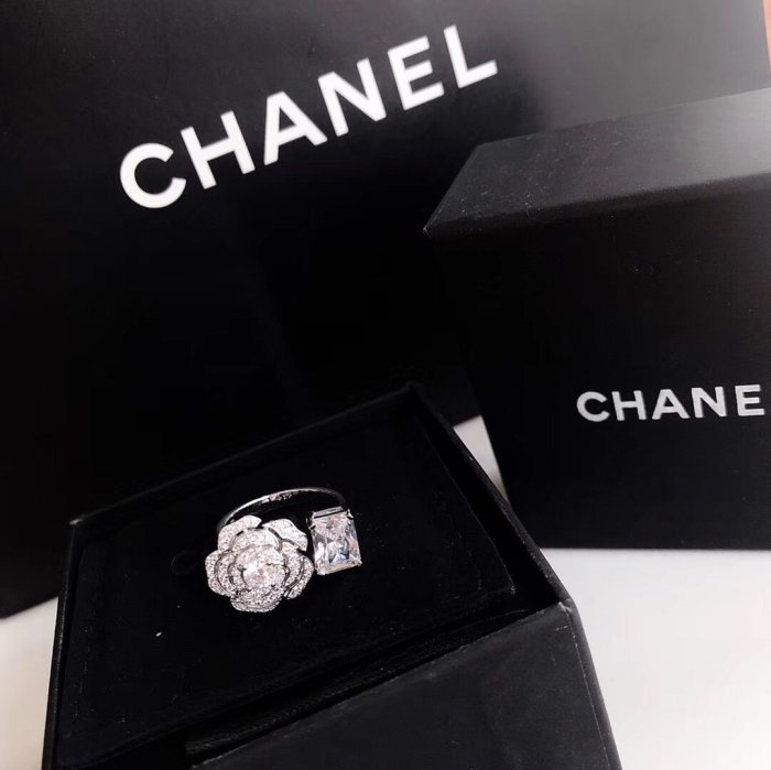 Chanel Luxury Womens Ring