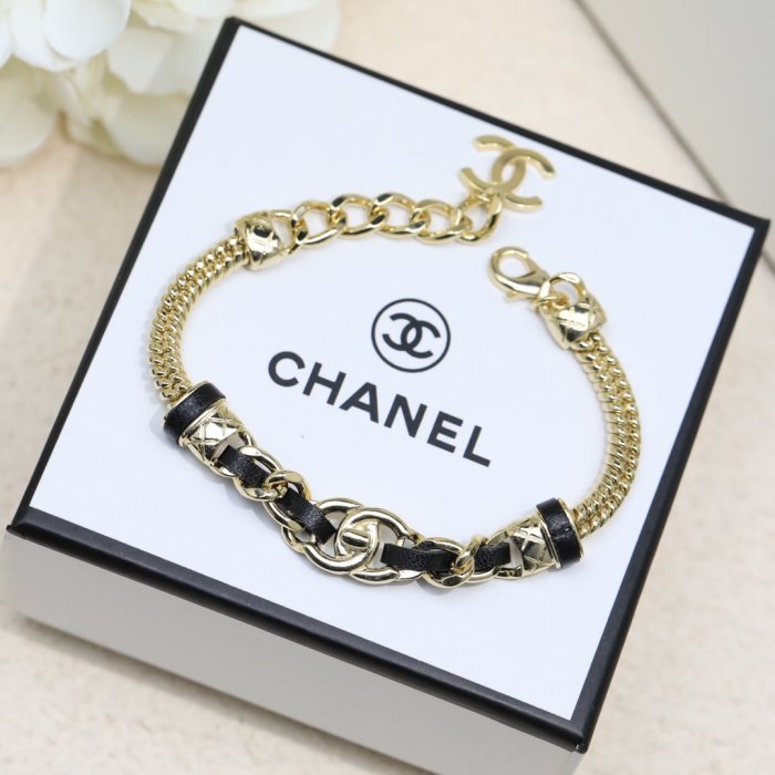 Chanel Luxury Womens Bracelet