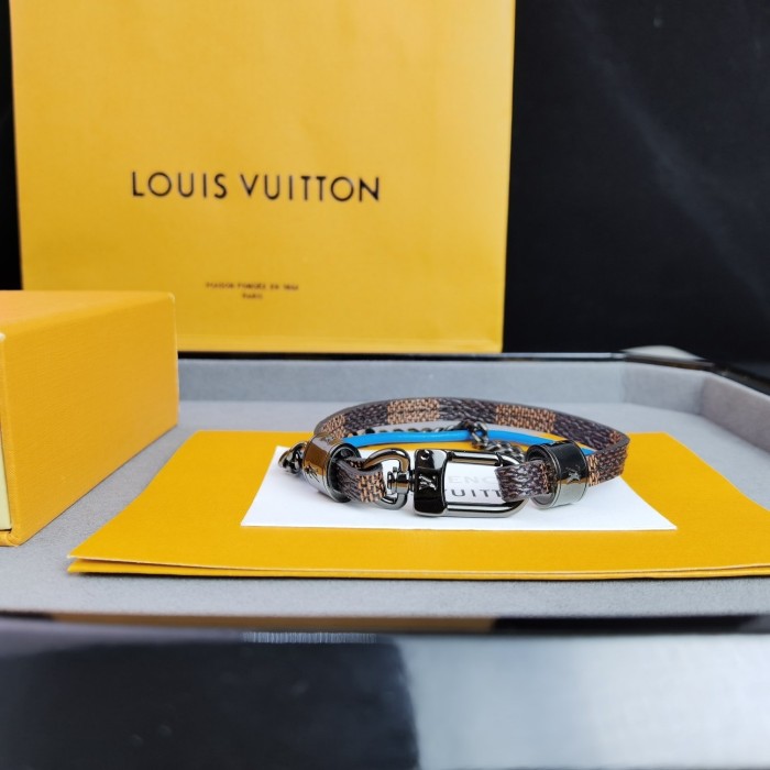 Louis Vuitton Luxury Men Womens Bracelet
