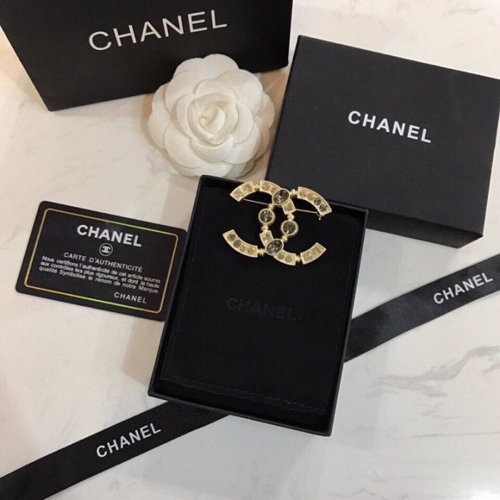 Chanel Luxury Womens Brooche