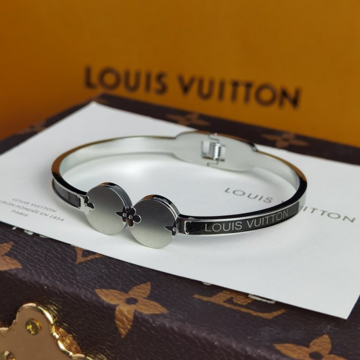 Louis Vuitton Luxury Womens Bracelet