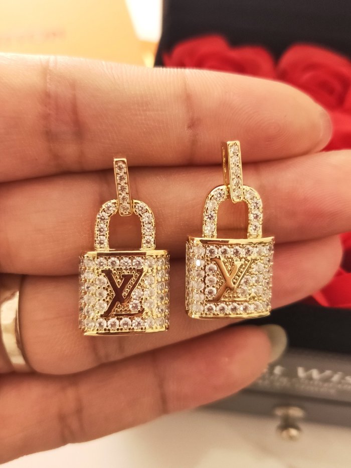 Louis Vuitton Luxury Womens Earrings