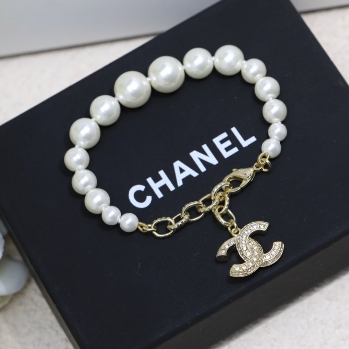 Chanel Luxury Womens Bracelet