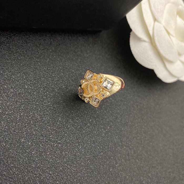 Chanel Luxury Womens Ring