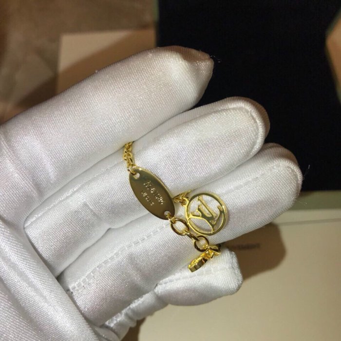 Louis Vuitton Luxury Womens Bracelet