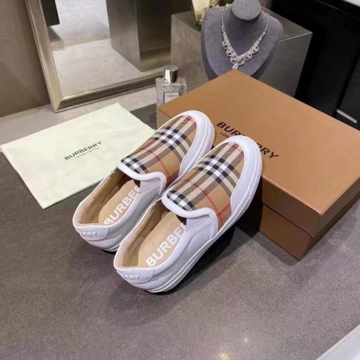 Burberry Women Shoes Sneakers Sports Design Luxury Brand Leather and Vintage Check Slip-on Sneakers