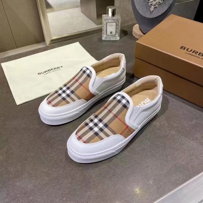 Burberry Women Shoes Sneakers Sports Design Luxury Brand Leather and Vintage Check Slip-on Sneakers