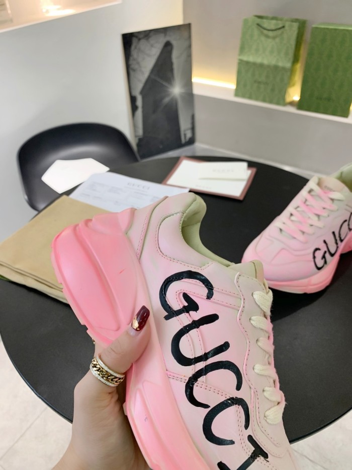 Gucci Mens Shoes Sneakers Luxury Brand Men's Rhyton leather sneaker with Original Box