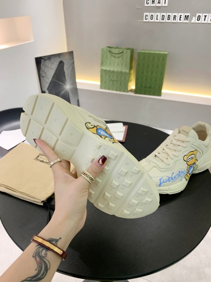 Gucci Mens Shoes Sneakers Luxury Brand Men's Rhyton leather sneaker with Original Box