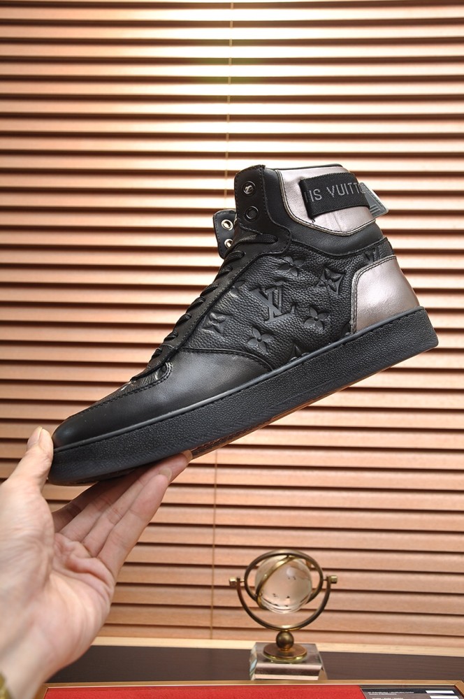 Louis Vuitton Men Shoes Sneakers Casual Luxury Brand RIVOLI SNEAKER BOOT with Original Box