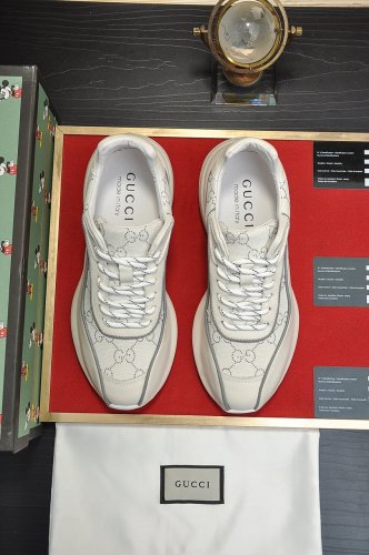 Gucci Mens Shoes Luxury Brand Men's Gucci Tennis Sneaker with Original Box