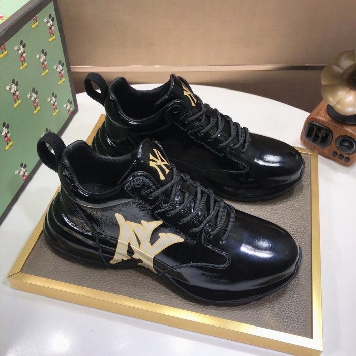 Gucci Mens Shoes Luxury Brand Men's Gucci Tennis Sneaker with Original Box