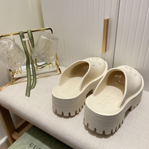 Gucci Womens Shoes Sandals Slides Slippers Luxury Brand  Women's platform perforated G sandal in white rubber 663577 JFB00 9022 with Original Box
