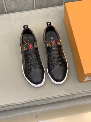 Louis Vuitton Men Shoes Fashion Sneakers Luxury Brand Mens Casual Shoes with Original Box