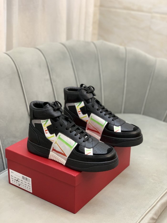 Valentino Men Shoes Fashion Design Luxury Brand Gumboy Sneakers Boots with Original Box