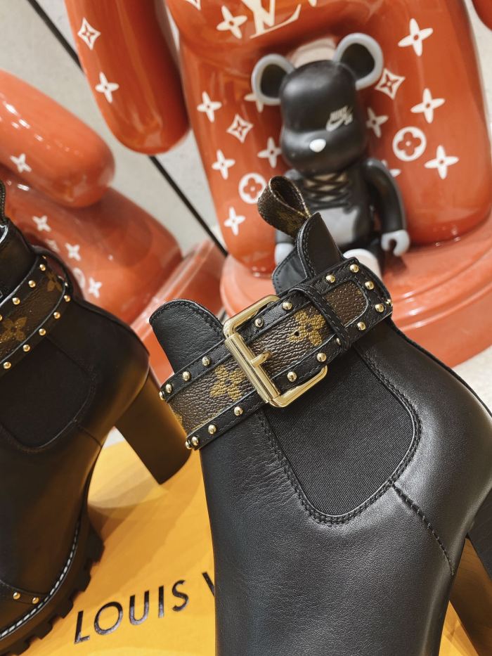 Louis Vuitton Women Shoes Boots Luxury Brand STAR TRAIL ANKLE BOOT 1A94NS with Original Box