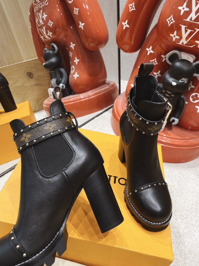 Louis Vuitton Women Shoes Boots Luxury Brand STAR TRAIL ANKLE BOOT 1A94NS with Original Box